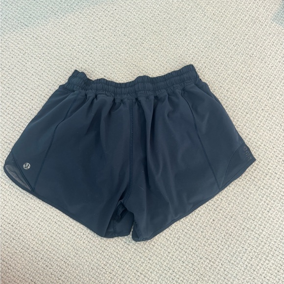 Lululemon Hotty Hot Low Rise Short - Picture 3 of 4